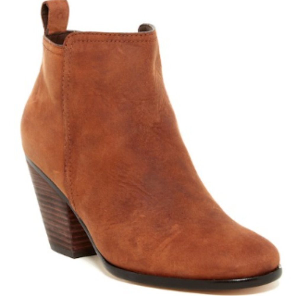 Cole Haan Chesney brown leather suede boot